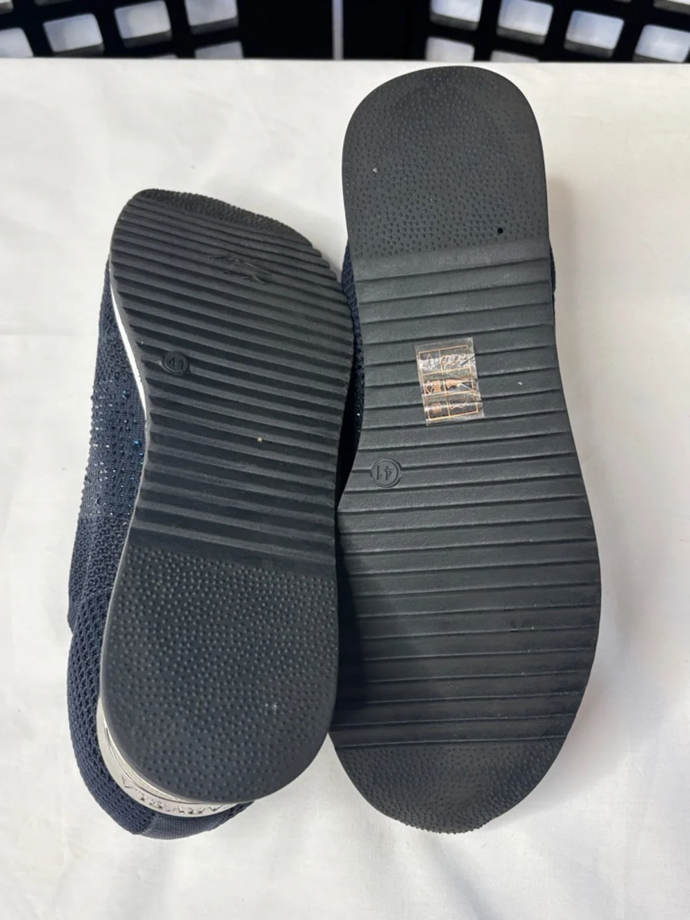 💙 Carvela Janeiro Knit Sneakers Womens US 9.5/10 Navy Chunky Sole Slip On NEW💙 - Picture 10 of 13